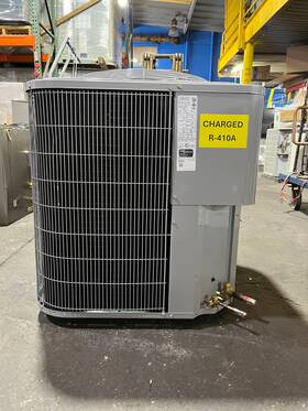 26sca524w003 Carrier / 208-230v 2 Tons R410a Condenser