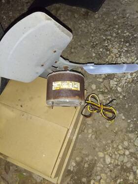 Y563 Century Condenser Fan Motor 1 Phase With Blade Metal Corded Electric