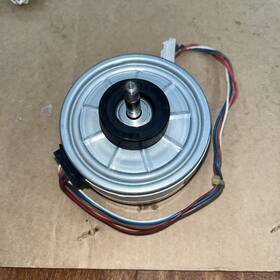 Arw7603da Daikin D48h-31 4015812 Dc Fan Motor 4009358