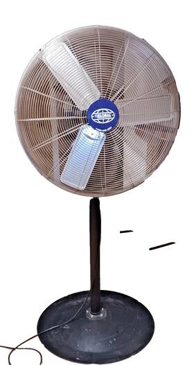 Fs-75x Global Industrial 30 Inch Pedestal Fan 1/2hp 120v 60hz 220w Pre-owned