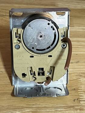 L4064e2544 Honeywell 74h6501 Fan Limit Switch. Model #l4064e2544 6 9244k L4064e2544 Honeywell 74h6501 Fan Limit Switch. Model #l4064e2544 6 9244k