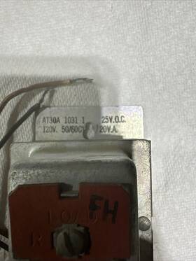 At30a Honeywell Vintage Transformer 1031 1