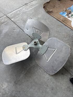 1171219 Icp Fan Blade 22 Inch 3 Clockwise 1/2 Bore 28 Degree