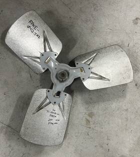 70-100580-04 Rheem Fan Blade 24 In 3b Ccw Used 70-100580-04 Rheem Fan Blade 24 In 3b Ccw Used