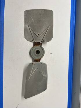 60894301 Trane 209009 2 Blade Metal Fan 25 Pitch Ccw Rotation 60894301 Trane 209009 2 Blade Metal Fan 25 Pitch Ccw Rotation