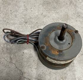 Otr4513 Trane 322p807 Motor 1/8 Hp 230v 1550 Rpm 5 Inch X 3.2 Shaft Used