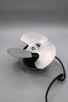 Gdm12 True 5497h Used- Evaporator Condenser Fan Motor 115v Genuine Oem Blade/base