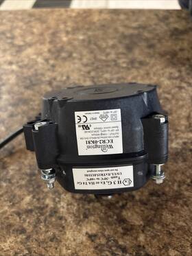 Ecr2-0k81 Wellington Motor 100-240vac. Used